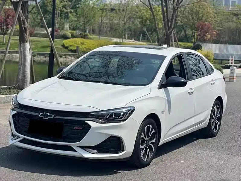 Chevrolet Monza RS 330T Auto Smooth Edition China VI 2019