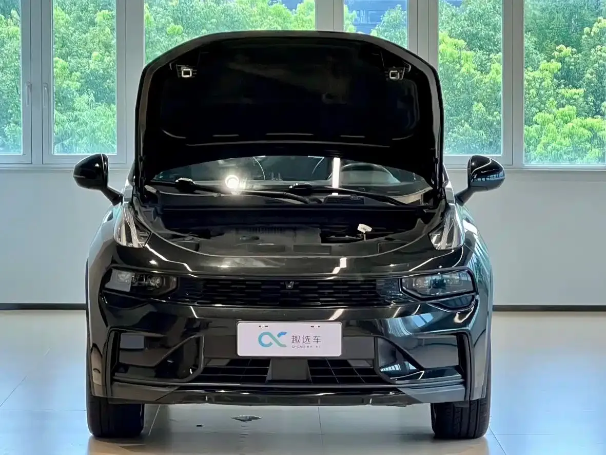 Lynk & Co 01 1.5TD EM-F PM 2023 — фото 15