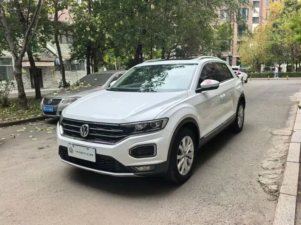 Volkswagen T-ROC 230TSI DSG 2WD Progressive 2021