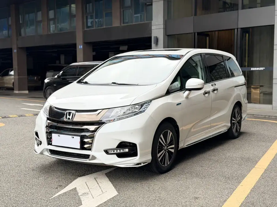 Honda Odyssey 2.0L Sharp Exclusive Edition 2021