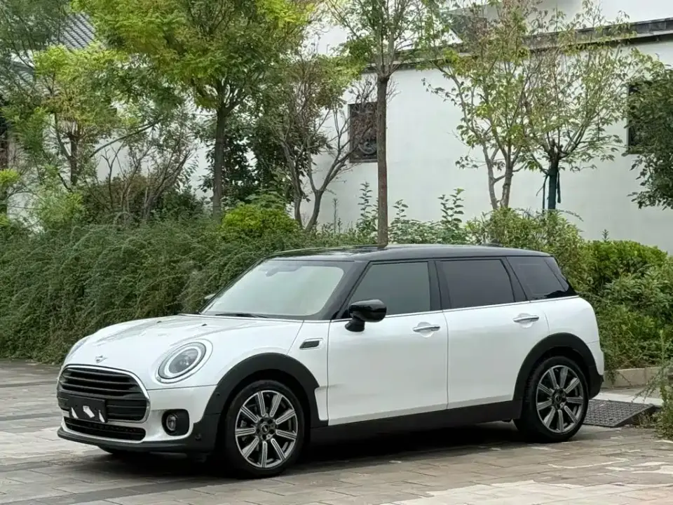 Mini CLUBMAN Facelift 1.5T COOPER Connoisseur 2024