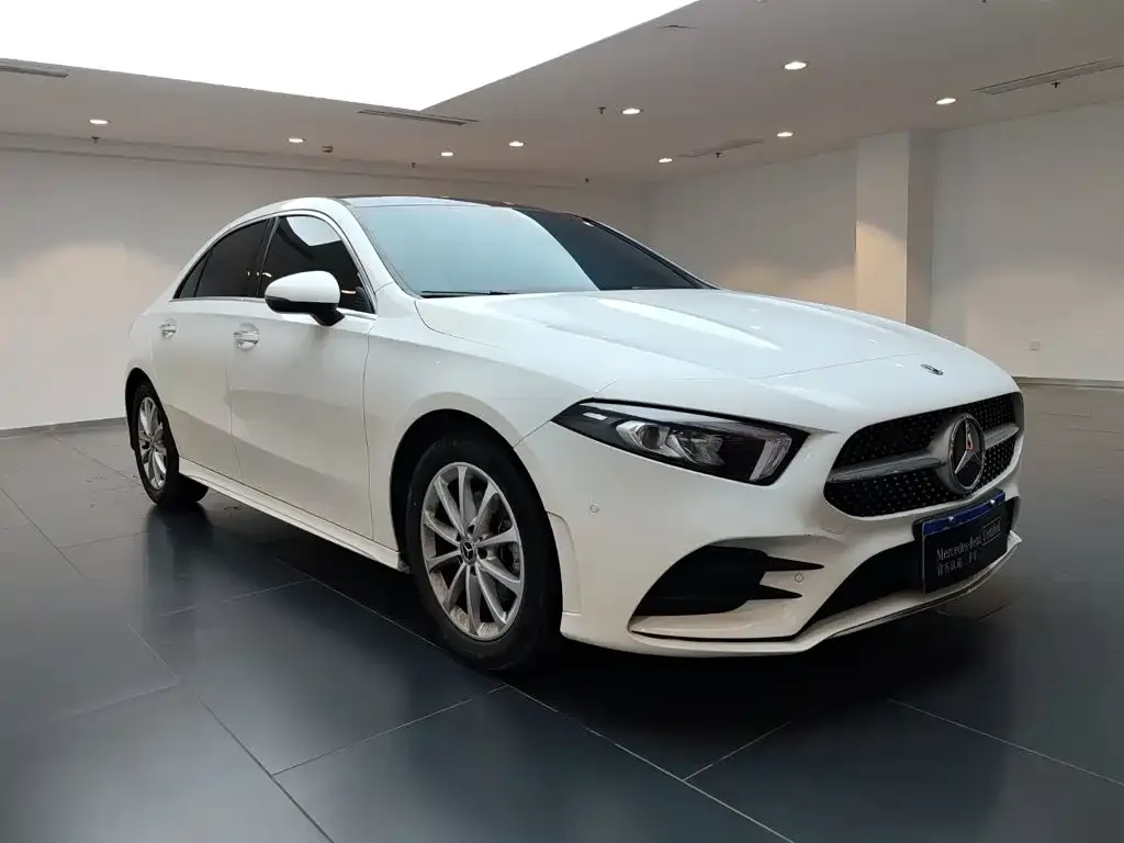 Mercedes-Benz A-Class Facelift A 200 L Sport Sedan Fashion 2020 — фото 2