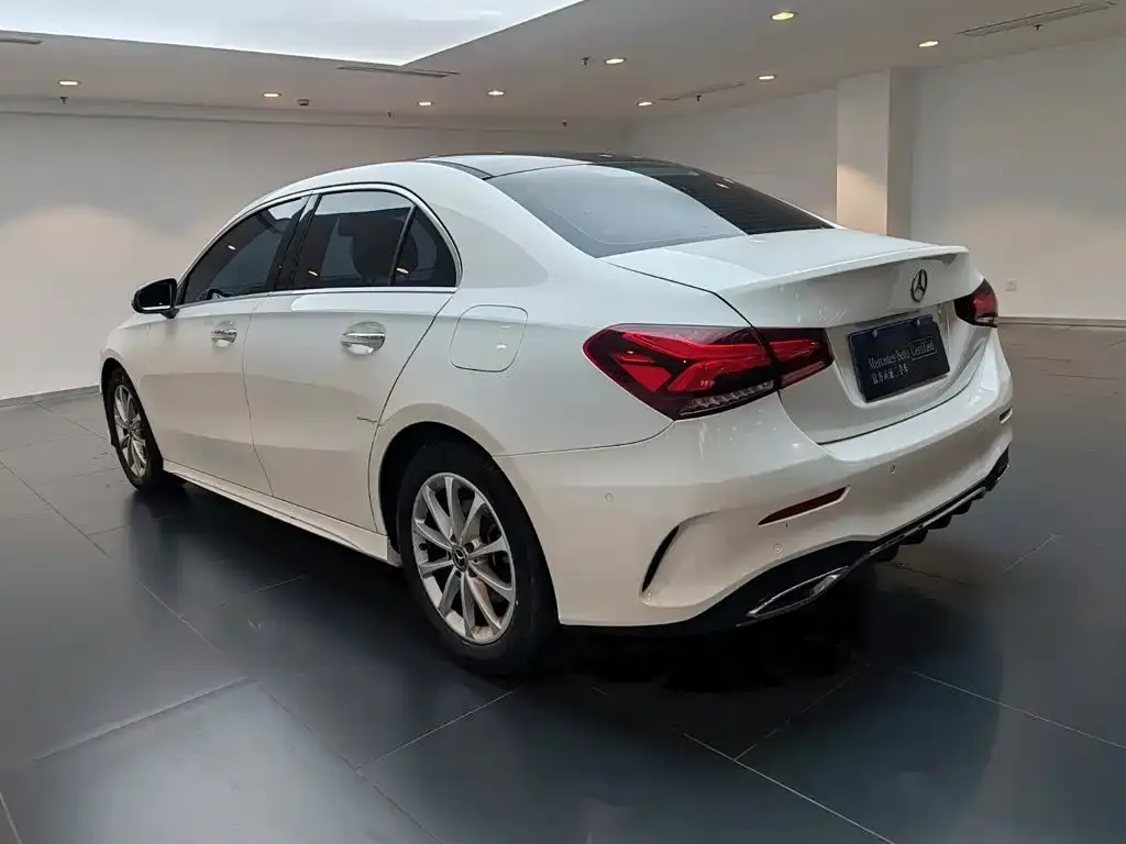 Mercedes-Benz A-Class Facelift A 200 L Sport Sedan Fashion 2020 — фото 4