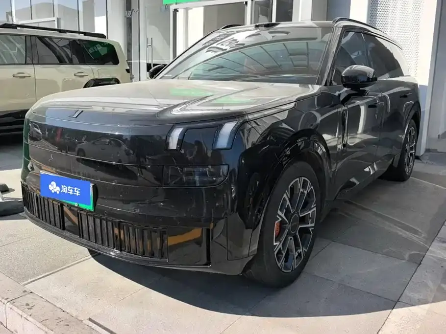 Lynk & Co 900 1.5T Ultra 2025
