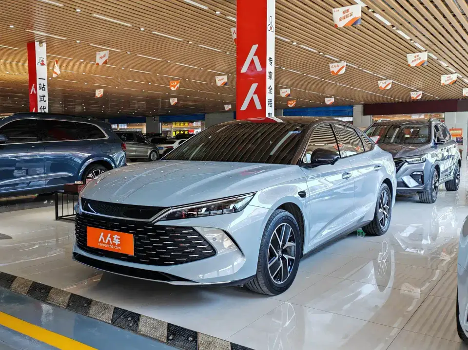 BYD Qin L DM-i Smart Drive Edition 120KM Leading 2025