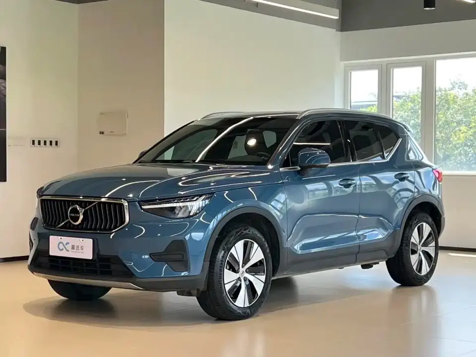 Volvo XC40 B3 Smart Elite Luxury Edition 2024