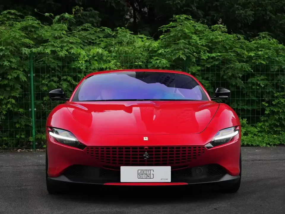 Ferrari Roma 3.9T V8 2023