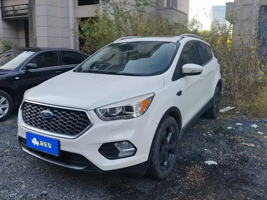 Ford Kuga EcoBoost 180 FWD Luxury Wing 2019