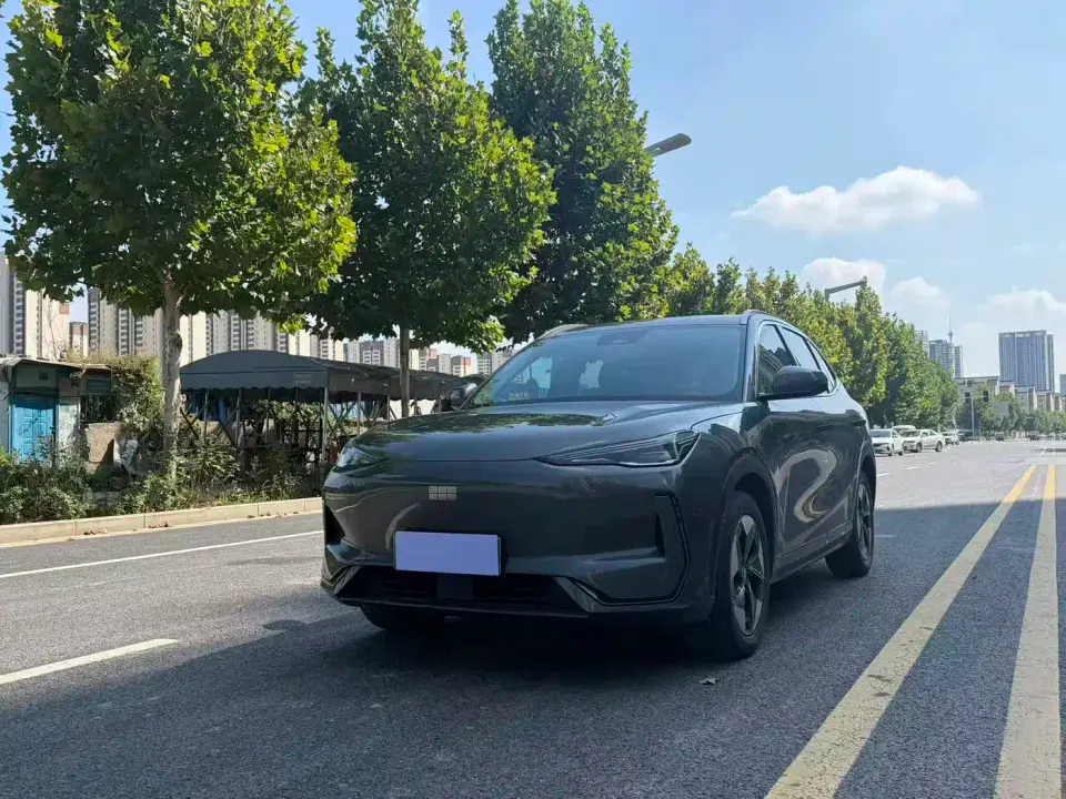 Geely Galaxy Galaxy E5 530km Explore+ Edition 2024