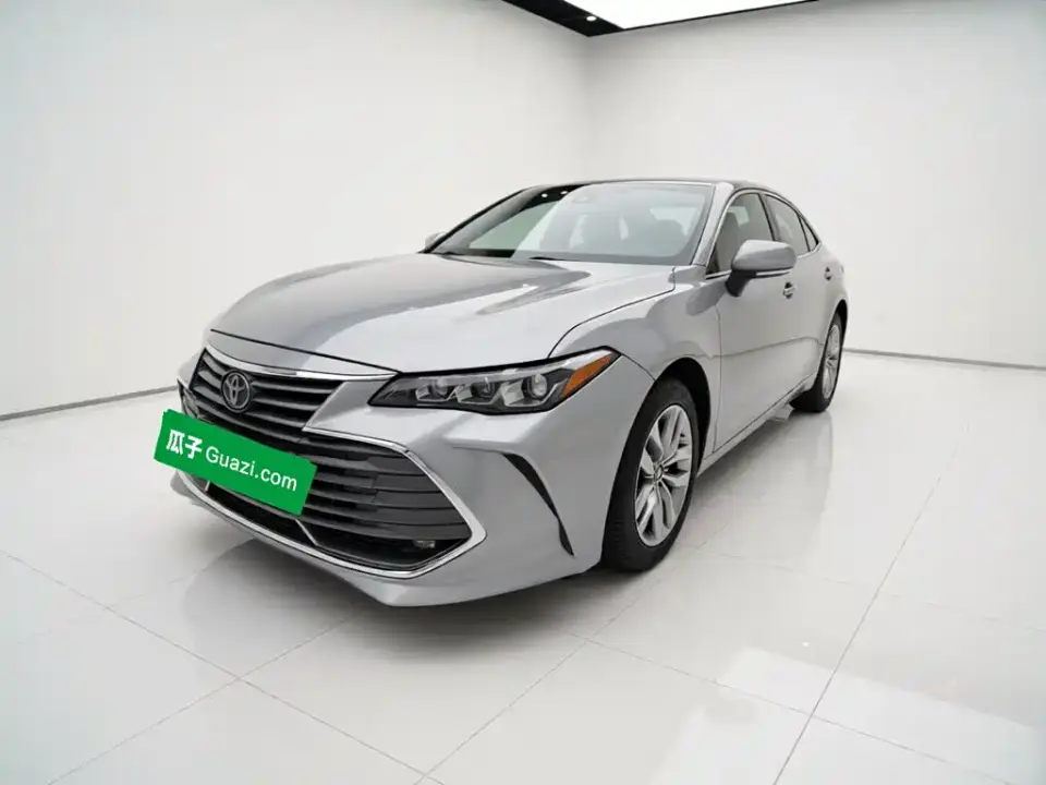 Toyota Avalon Hybrid 2.5L Luxury Edition China VI 2020