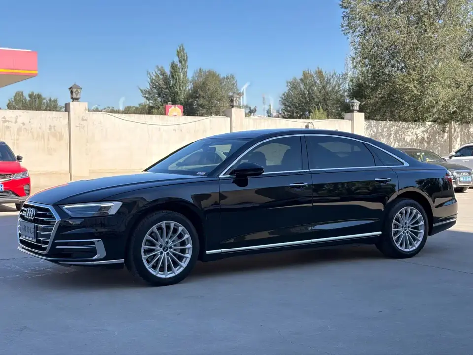 Audi A8 A8L 50 TFSI quattro Comfort 2021