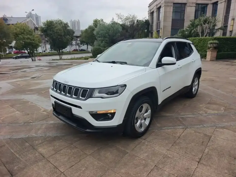 Jeep Compass 200TS Automatic Premium - Connected Large Screen Edition 2019
