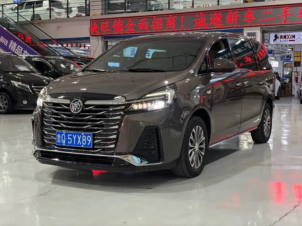 Buick GL8 Land Business Class 652T Luxury 2023