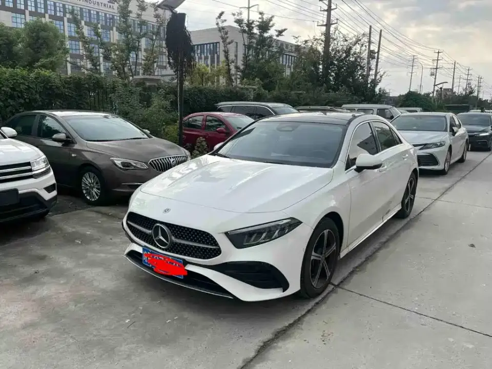 Mercedes-Benz A-Class A 200 L Fashion 2023
