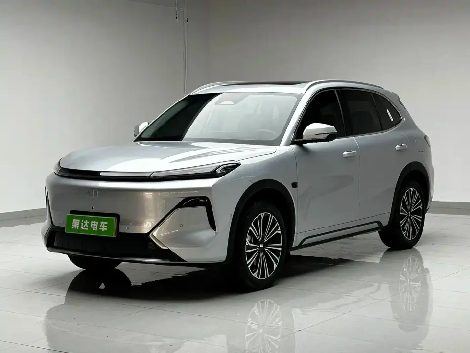 Geely Galaxy Galaxy Starship 7 EM-i 135km Spaceship Edition 2025