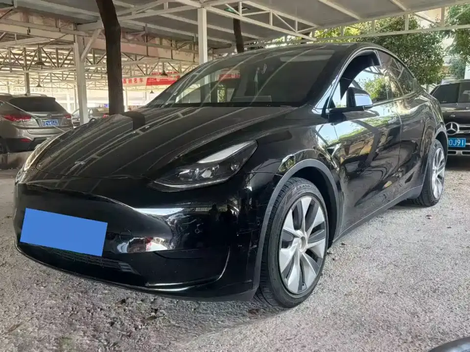Tesla Model Y Facelift Rear-Wheel Drive Version 2023
