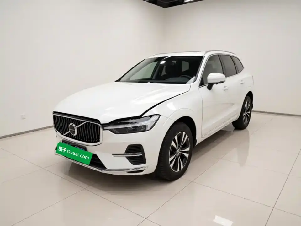 Volvo XC60 B5 AWD Zhiyi Luxury Edition 2023