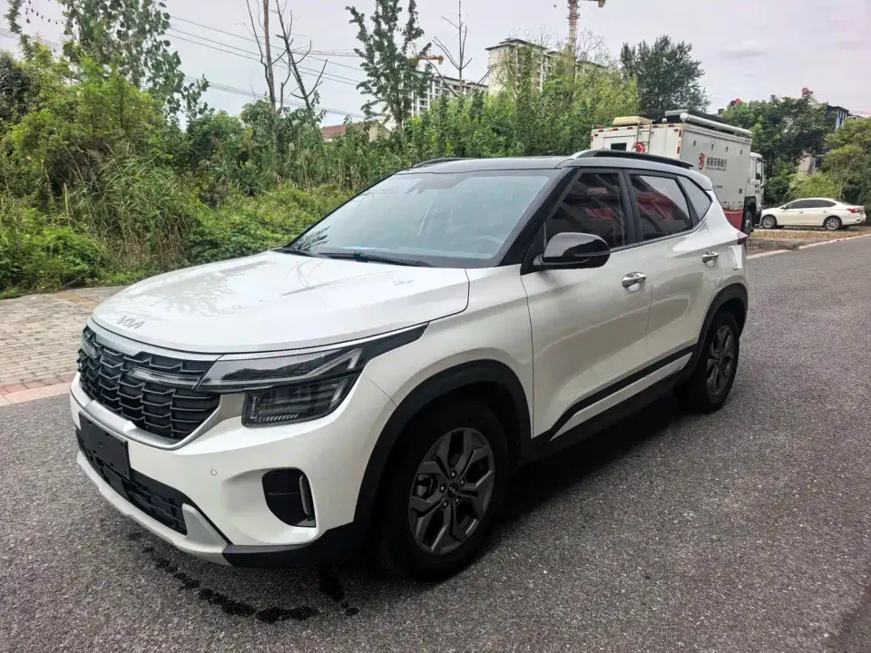Kia Seltos 1.5L CVT Luxury Edition 2023