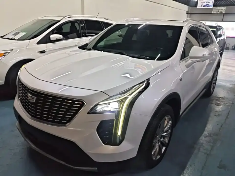 Cadillac XT4 28T FWD Leading Edition 2019