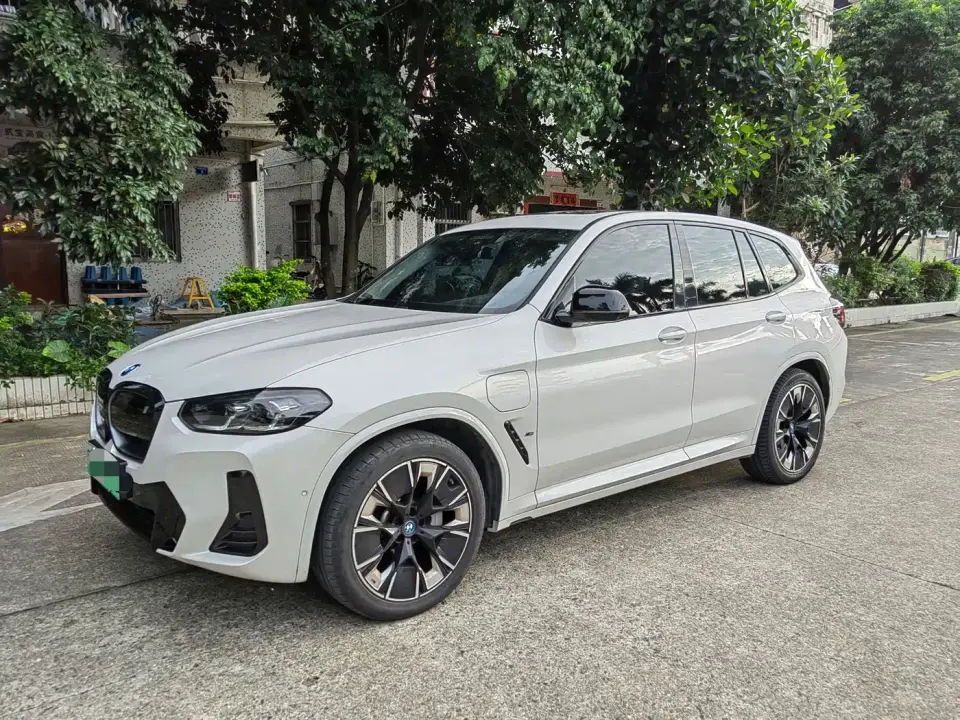 BMW iX3 Innovation Leader 2024