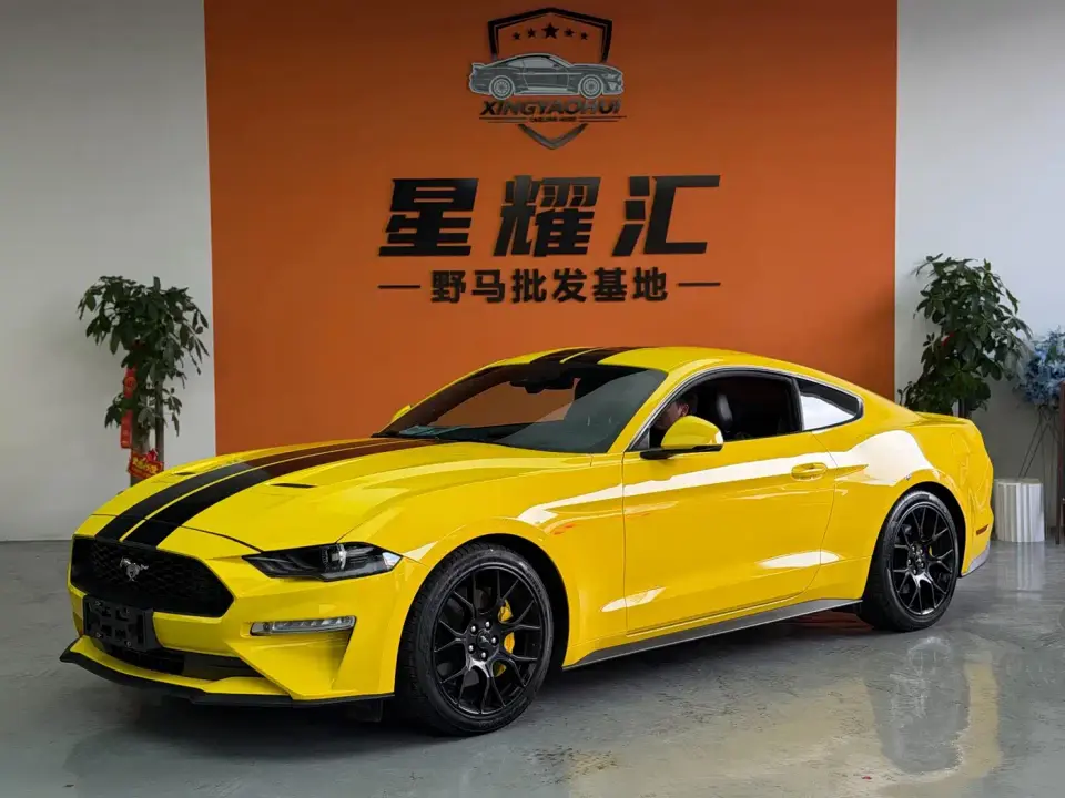 Ford Mustang 2.3L EcoBoost 2020