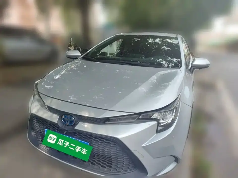 Toyota Levin Dual Engine 1.8H E-CVT Leading Edition 2022