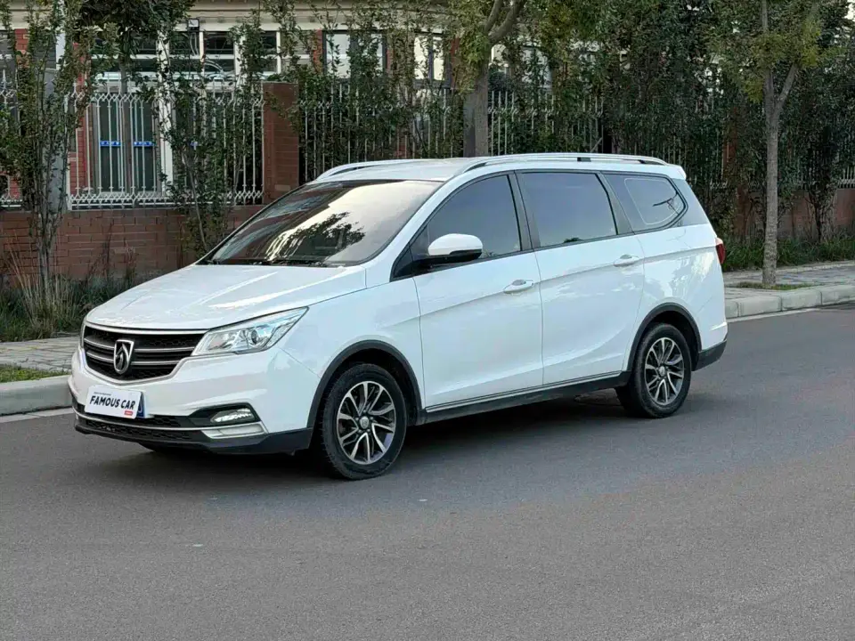 Baojun 730 1.5L Manual Fashion Edition 7-Seater China VI 2019
