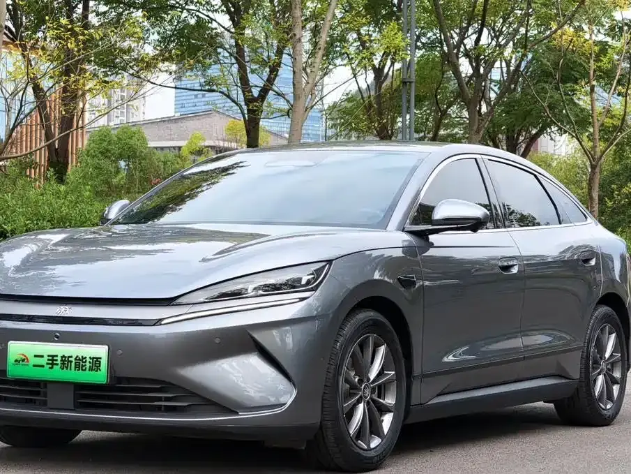 BYD Qin L EV 470KM Leading Edition 2025