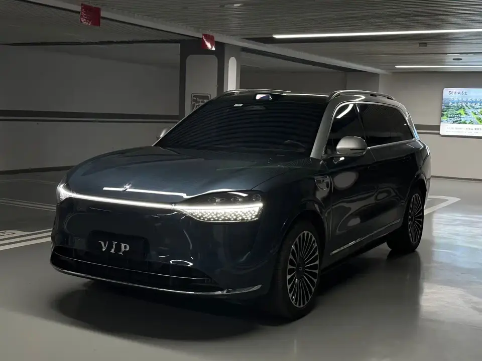 AITO Wenjie AITO M9 Extended Range Ultra 42kWh 6-Seater 2025