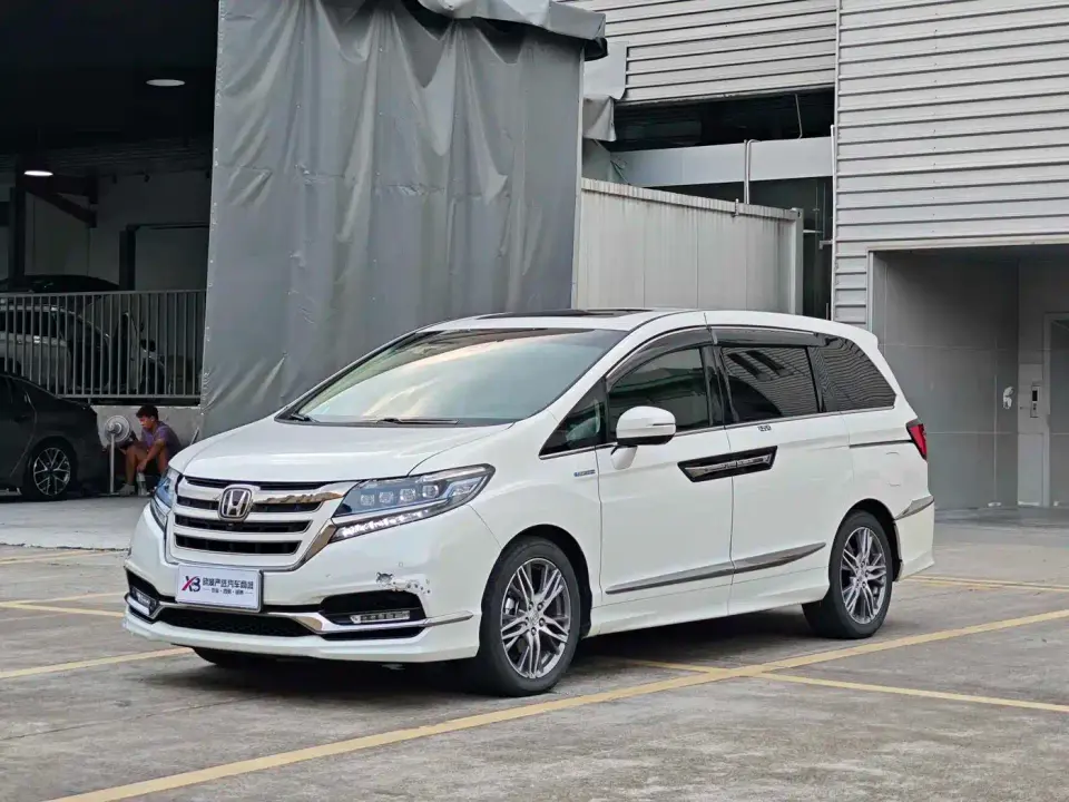 Honda Elysion 2.0L Hybrid Supreme Edition 2020