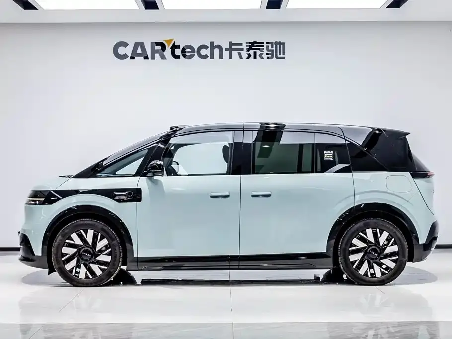 Zeekr MIX Smart Driving Edition 2026