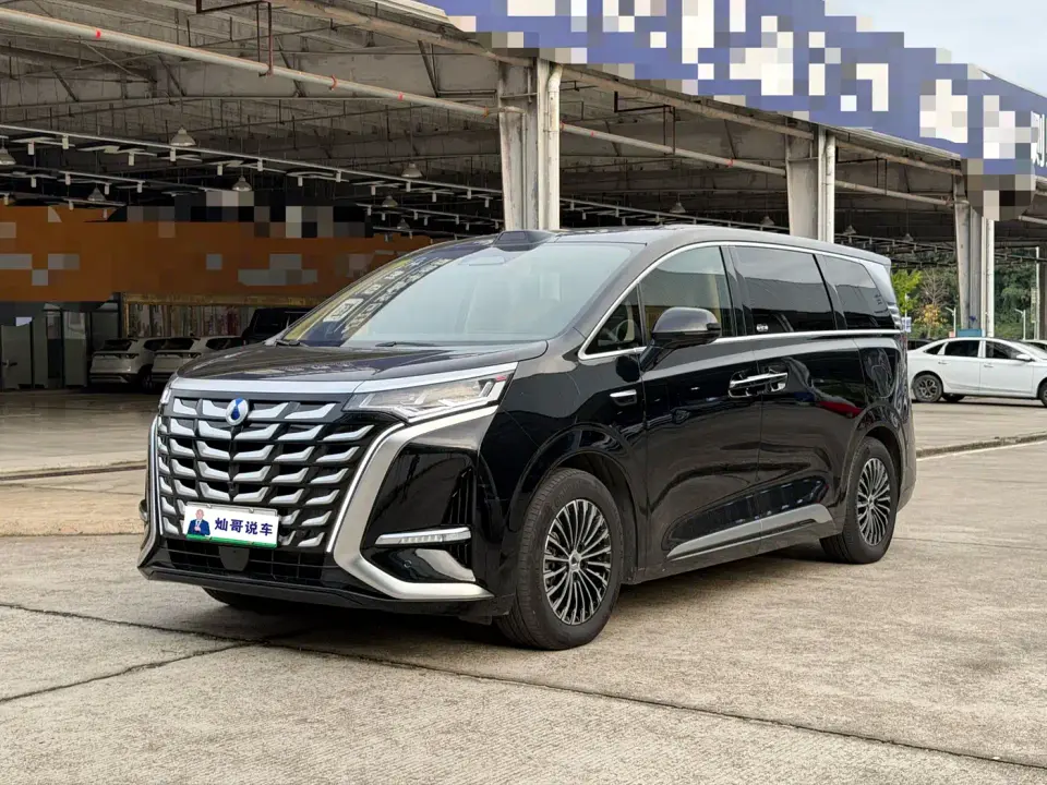 Denza D9 DM-i Smart Drive Edition 1020 AWD Prestige 2025