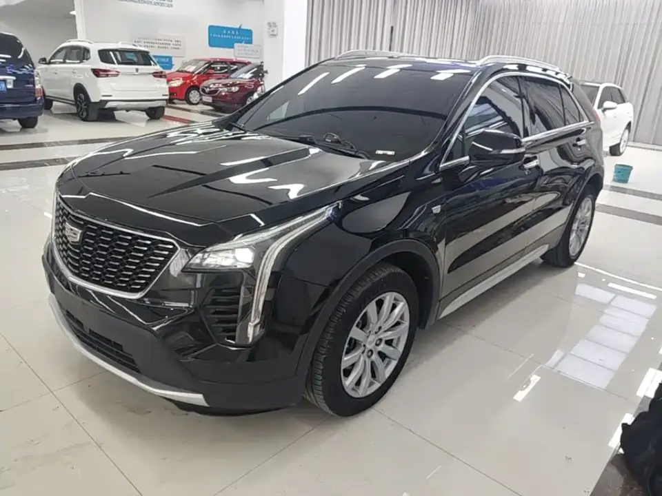 Cadillac XT4 28T FWD Leading Trim 2020