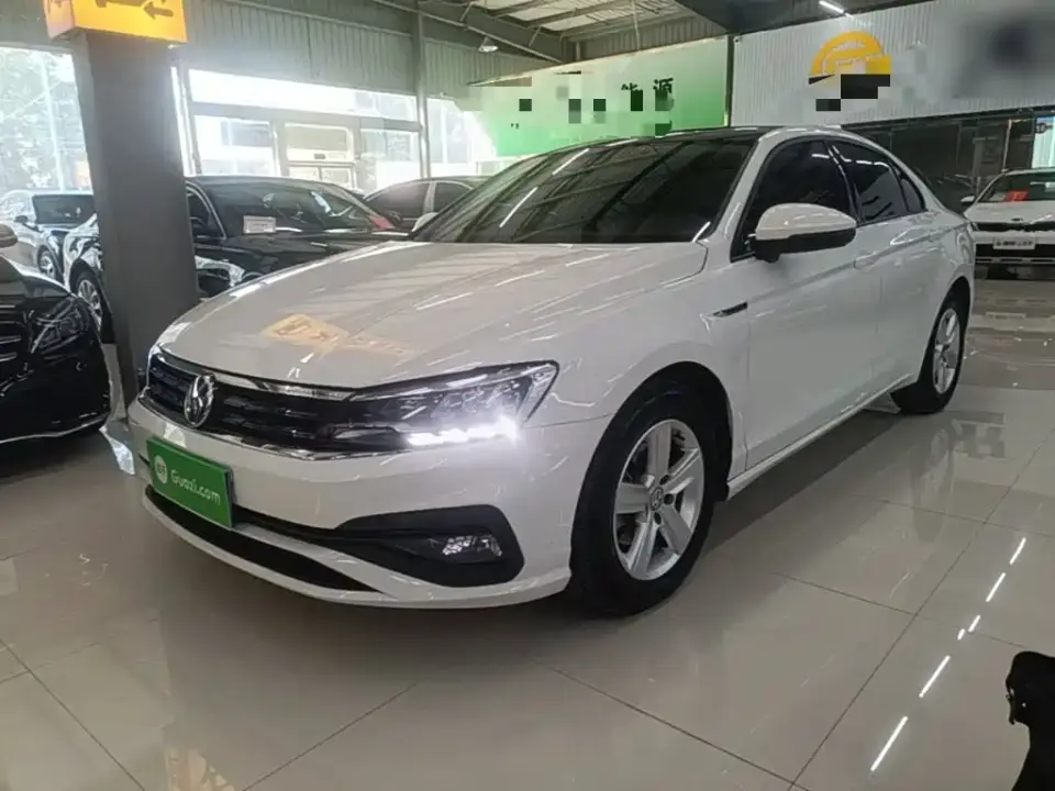 Volkswagen Lamando 230TSI DSG Fashion Edition 2021