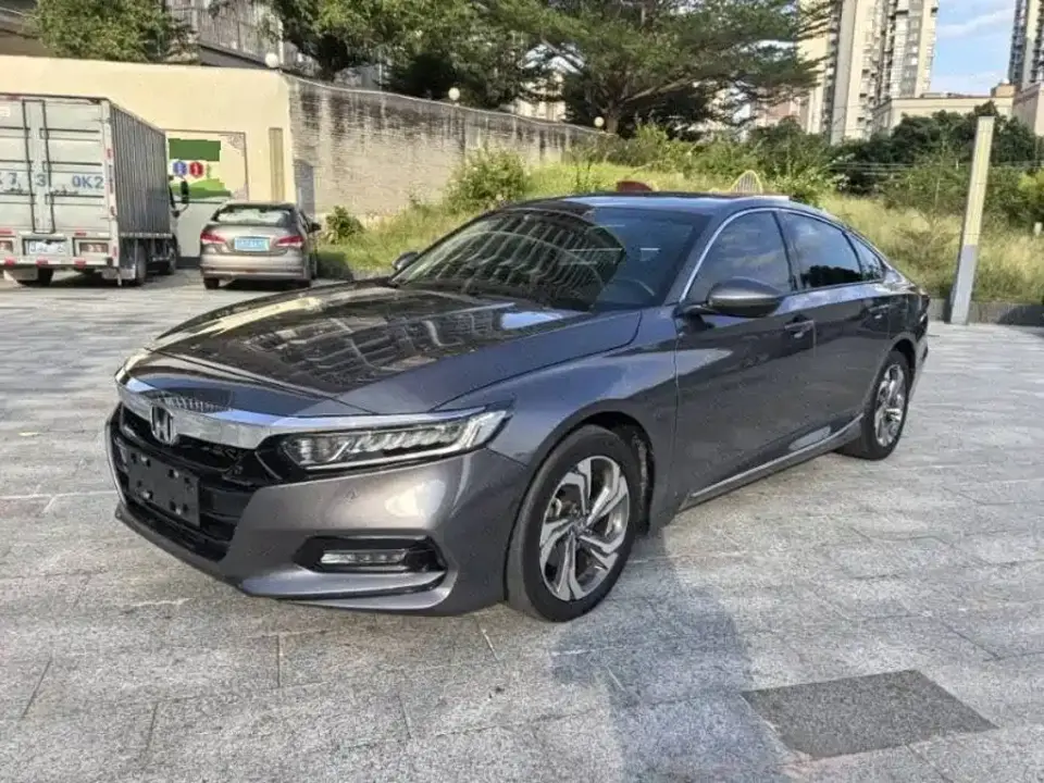 Honda Accord 260TURBO Premium Edition China V 2019
