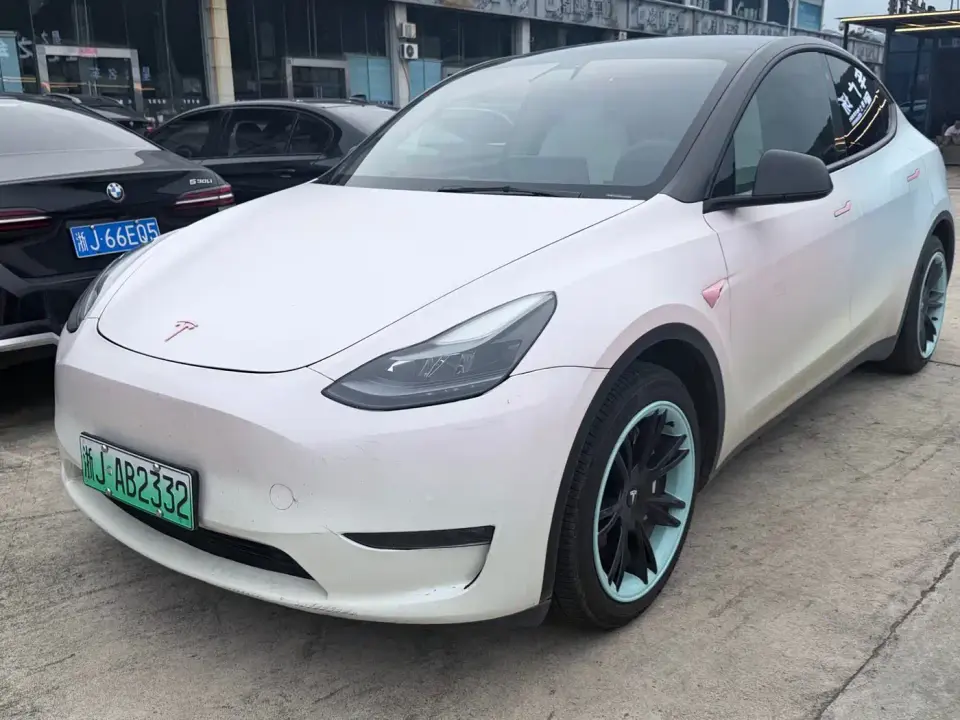 Tesla Model Y Standard Range Rear-Wheel Drive 2022