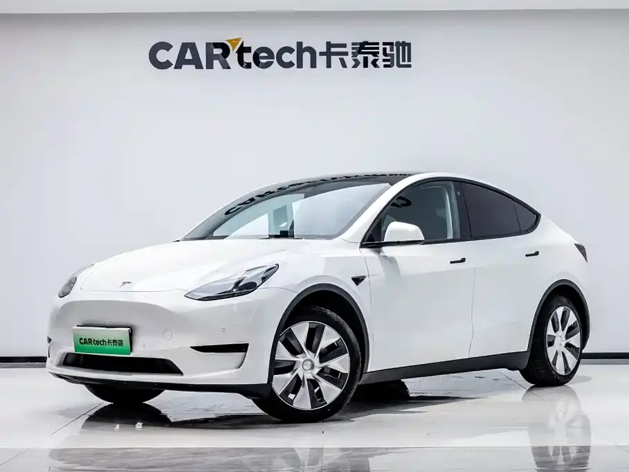 Tesla Model Y Facelift Rear-Wheel Drive Version 2023