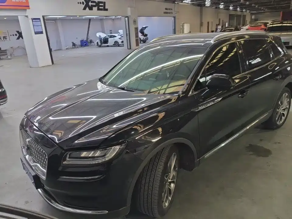 Lincoln Nautilus 2.0T AWD Exclusive Edition 2022