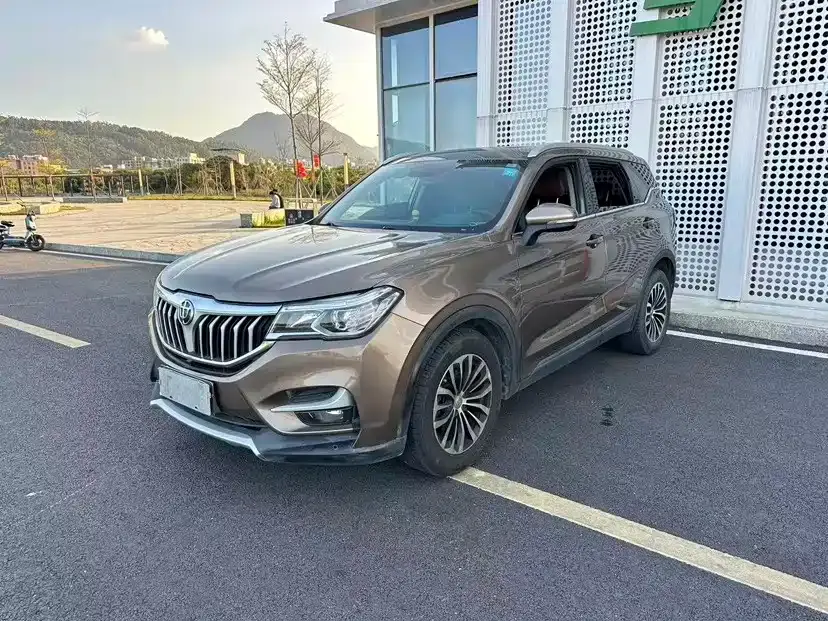 Zhonghua V6 1.5T Automatic Premium 2019