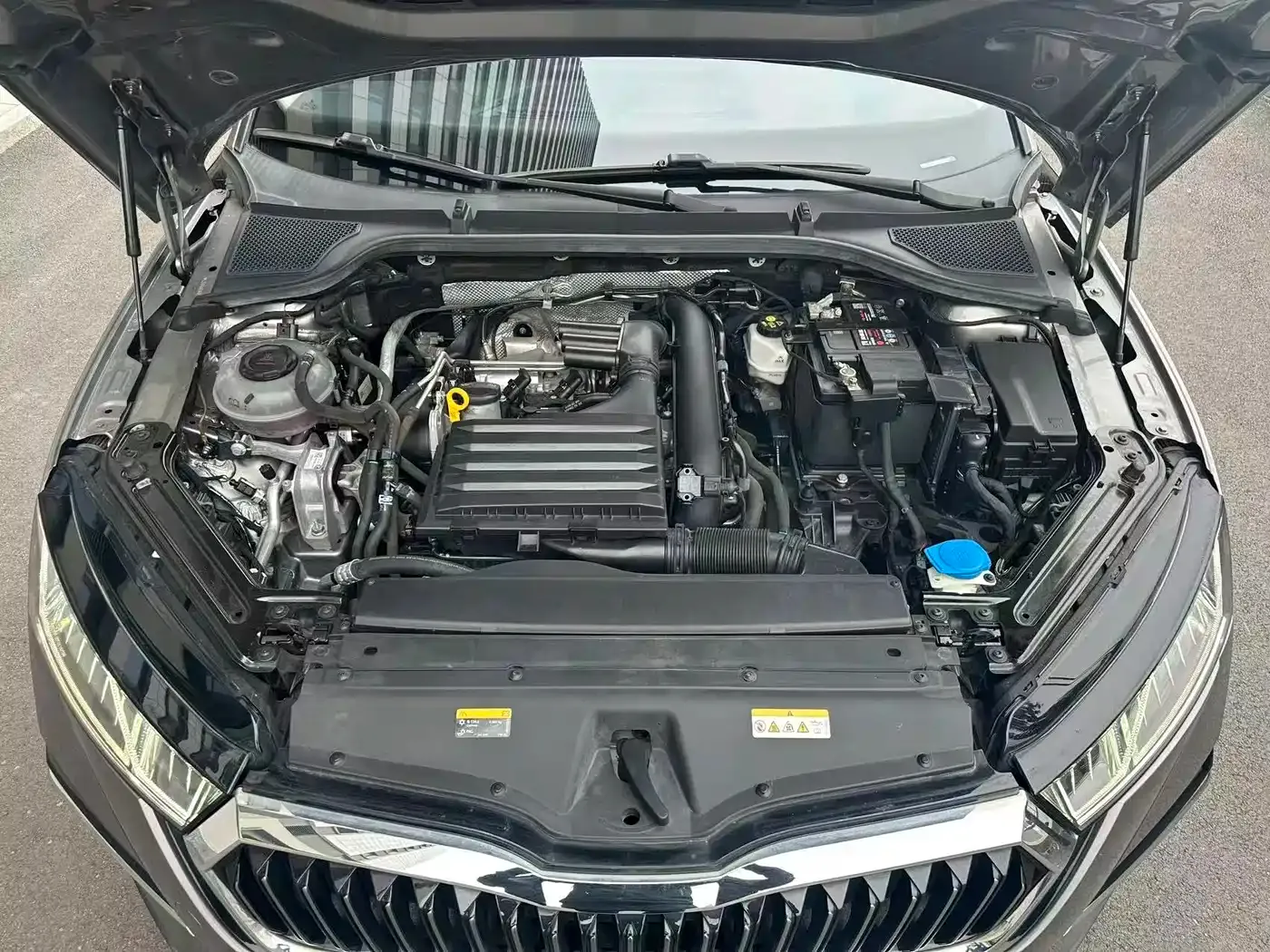 Skoda Octavia PRO TSI280 DSG Luxury Edition 2022 — фото 19