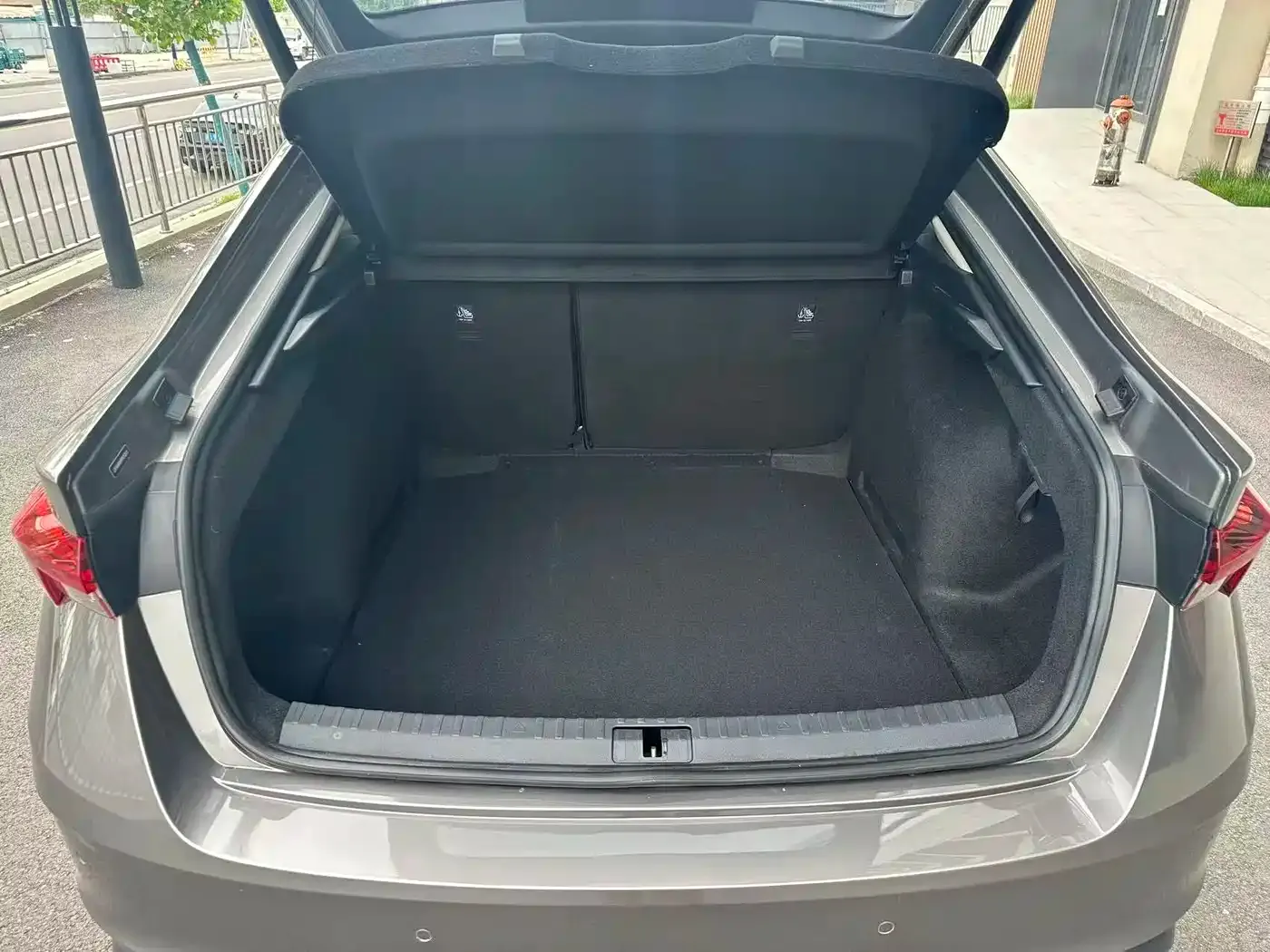 Skoda Octavia PRO TSI280 DSG Luxury Edition 2022 — фото 8