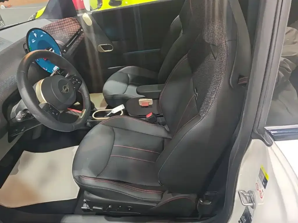 Mini Electric MINI JCW JOHN COOPER WORKS 2025 — фото 15