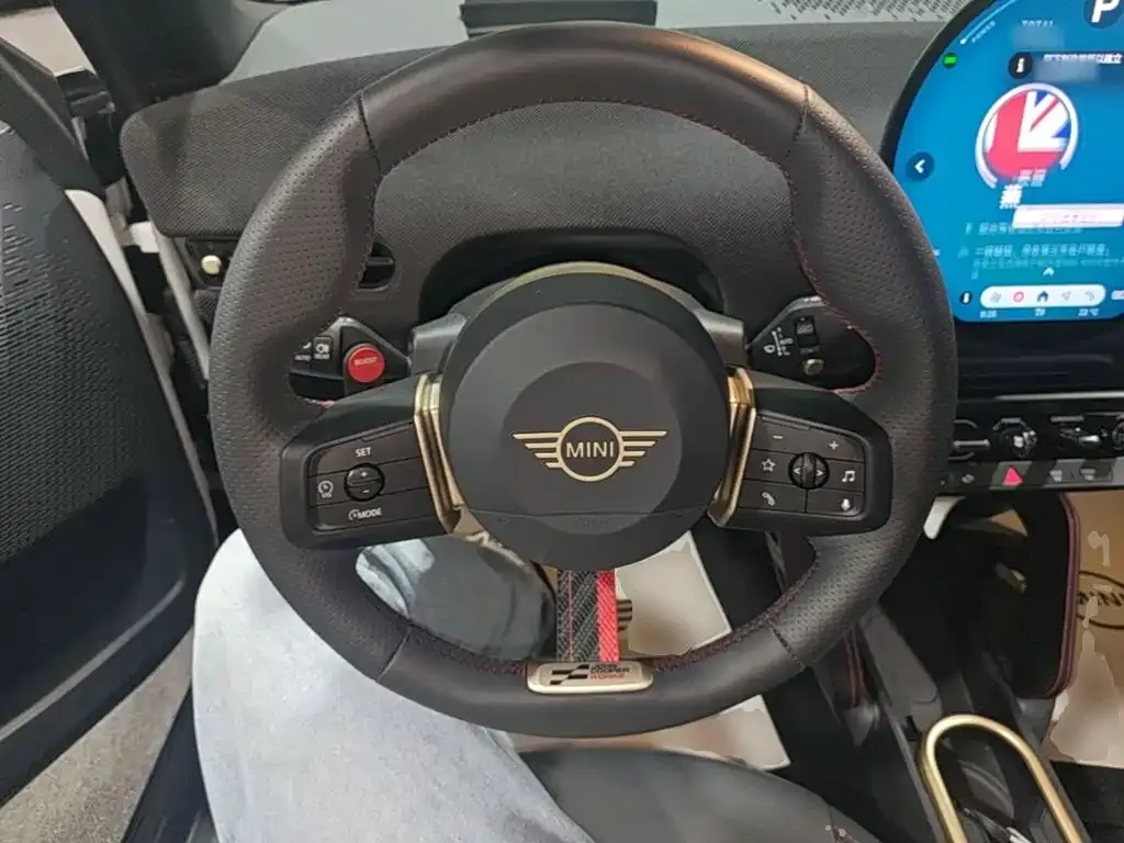 Mini Electric MINI JCW JOHN COOPER WORKS 2025 — фото 11