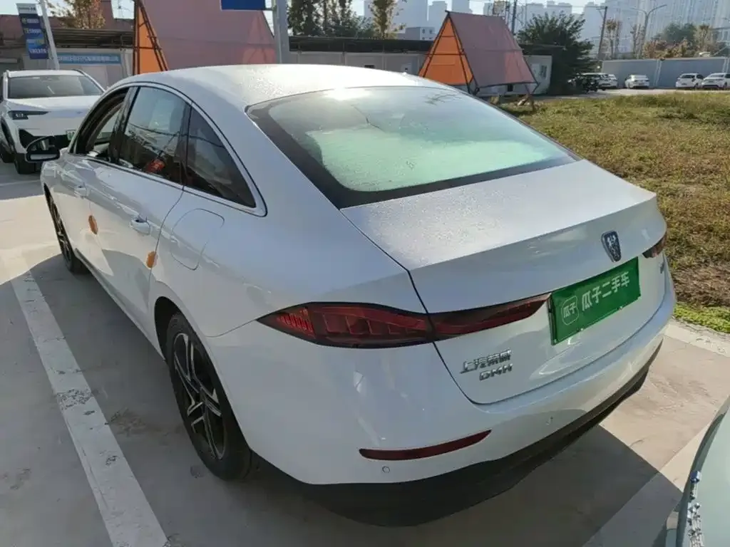 Roewe D7 DMH 125km Beyond Edition 2024 — фото 5