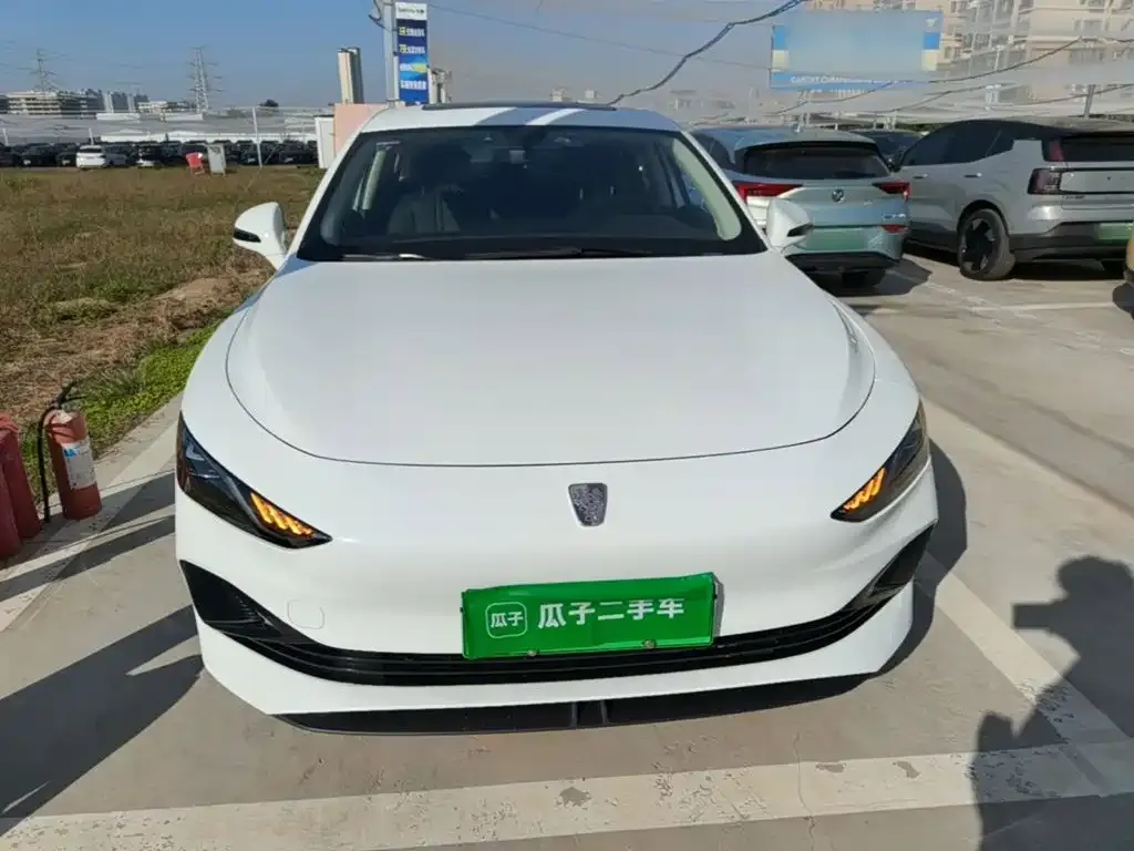 Roewe D7 DMH 125km Beyond Edition 2024 — фото 3