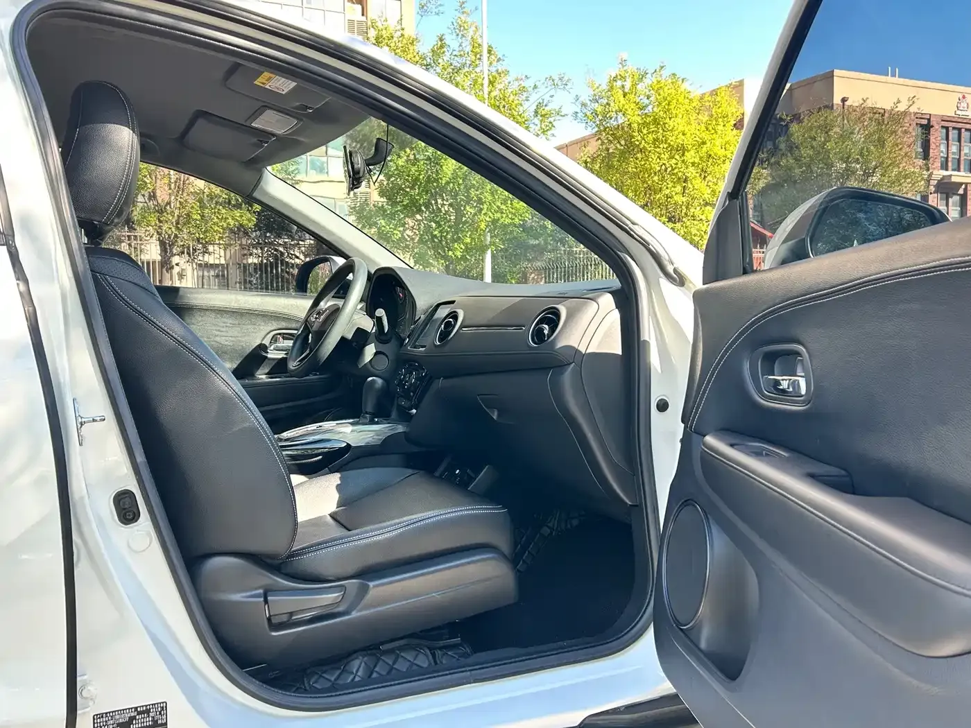 Honda XR-V 1.5L CVT Classic Edition 2021 — фото 12