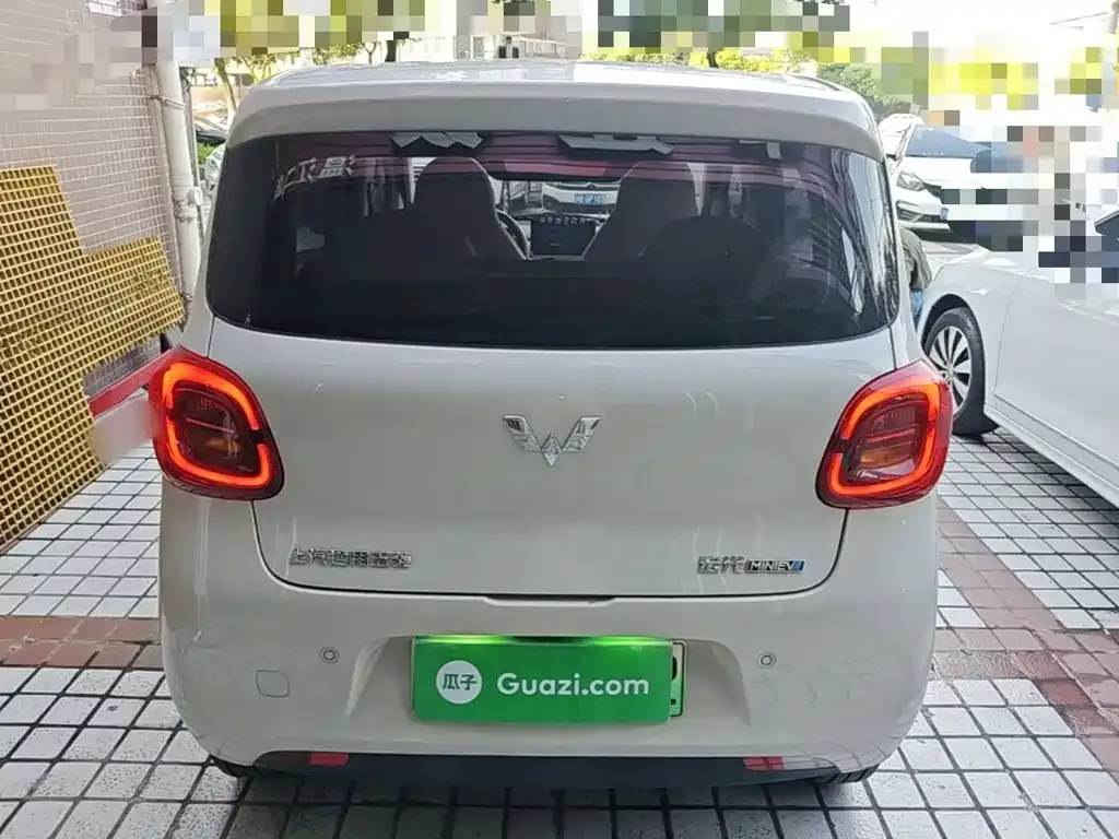 Wuling Motors Hongguang MINIEV 4-Door Premium Edition 2025 — фото 6