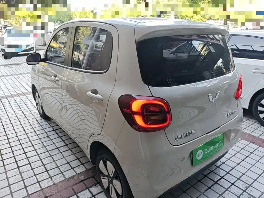 Wuling Motors Hongguang MINIEV 4-Door Premium Edition 2025 — фото 5