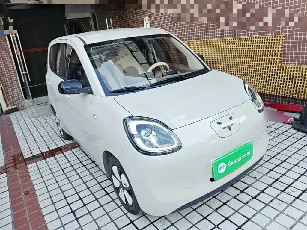 Wuling Motors Hongguang MINIEV 4-Door Premium Edition 2025 — фото 4