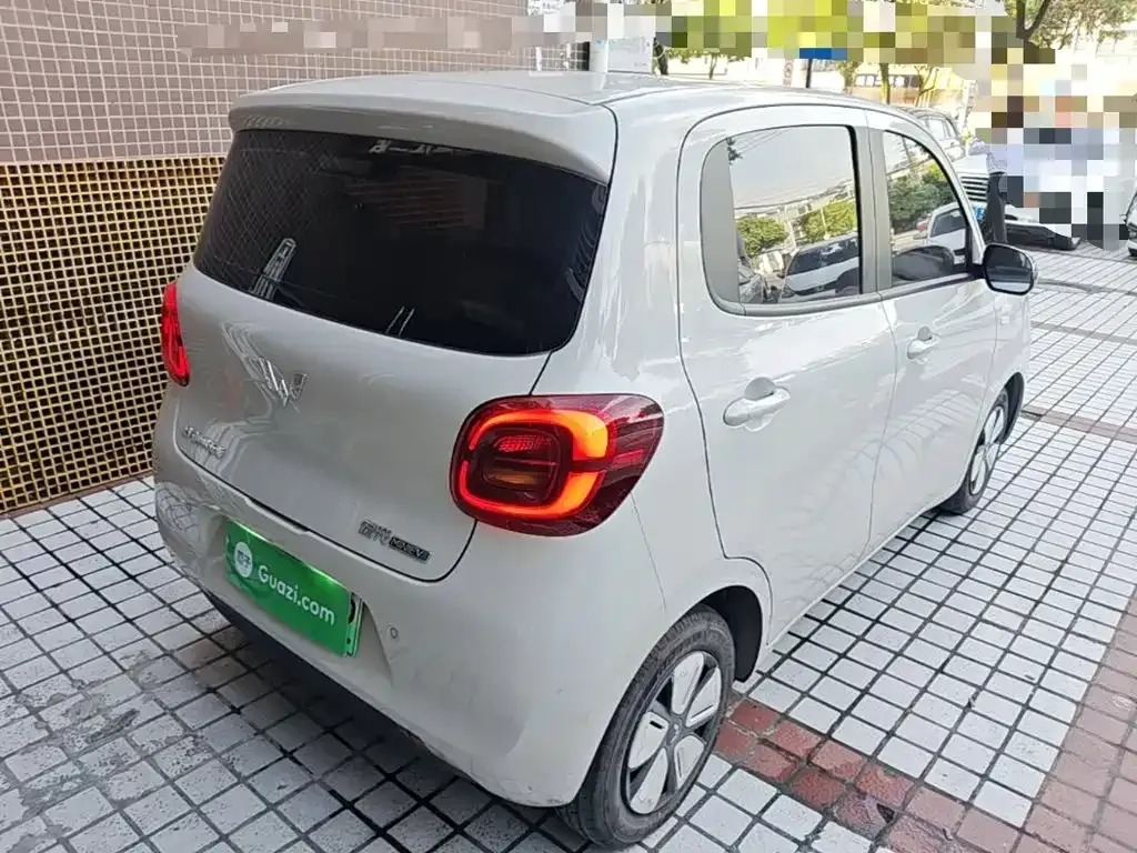Wuling Motors Hongguang MINIEV 4-Door Premium Edition 2025 — фото 7